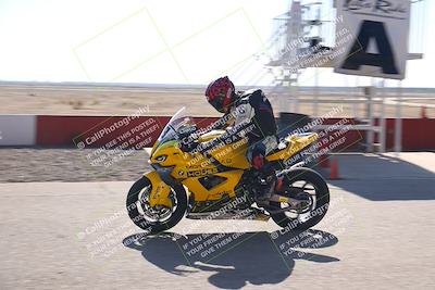 media/Nov-03-2025-Lets Ride (Mon) [[4d74c1c4d3]]/A Group/Grid/